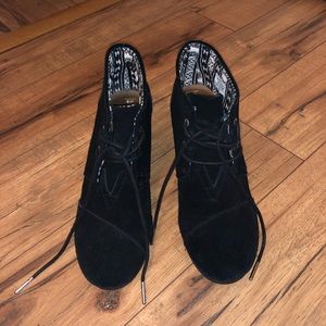 Toms Wedge Booties